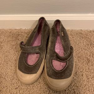Brown Mary Jane Keds